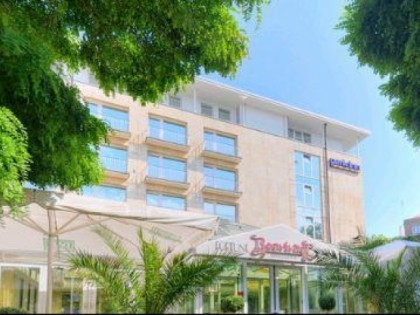 照片:  Mercure